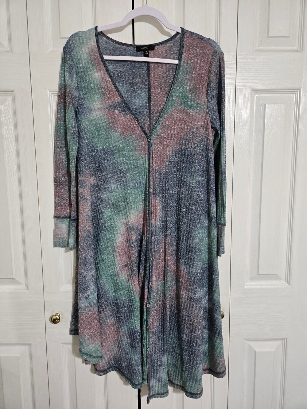 Very J size medium women's long button up cardigan
